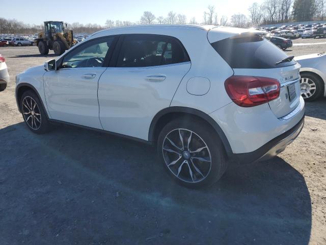 WDCTG4GBXHJ305528 - 2017 MERCEDES-BENZ GLA 250 4MATIC WHITE photo 2