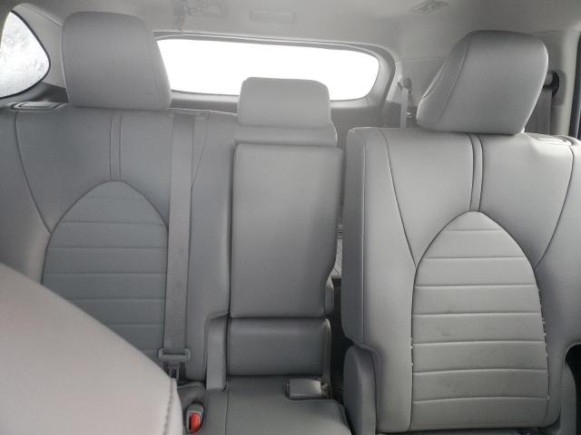 5TDGZRBHXNS582642 - 2022 TOYOTA HIGHLANDER XLE WHITE photo 10