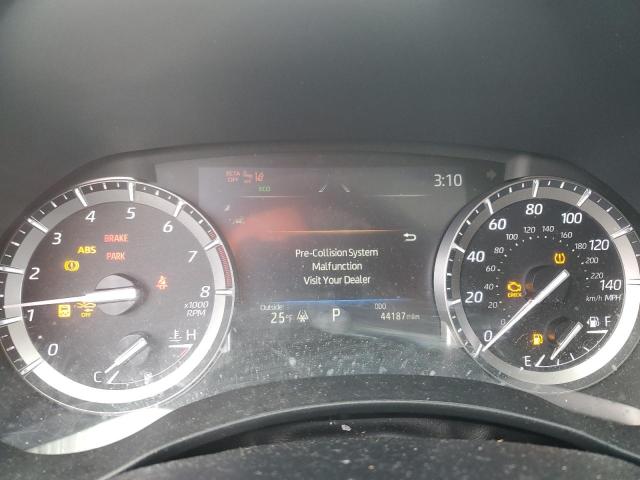 5TDGZRBHXNS582642 - 2022 TOYOTA HIGHLANDER XLE WHITE photo 9