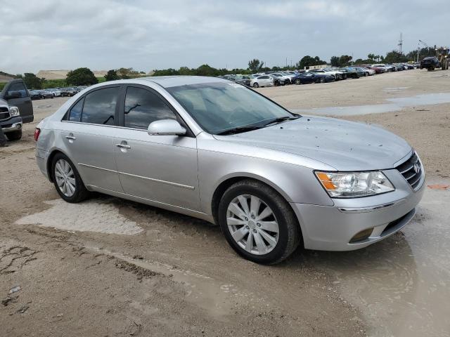 5NPEU46C69H515538 - 2009 HYUNDAI SONATA SE SILVER photo 4