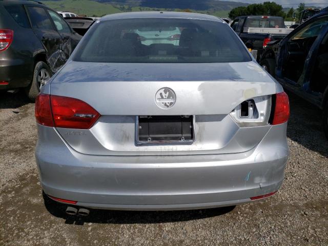 3VW2K7AJ0EM252058 - 2014 VOLKSWAGEN JETTA BASE Gümüş foto 6