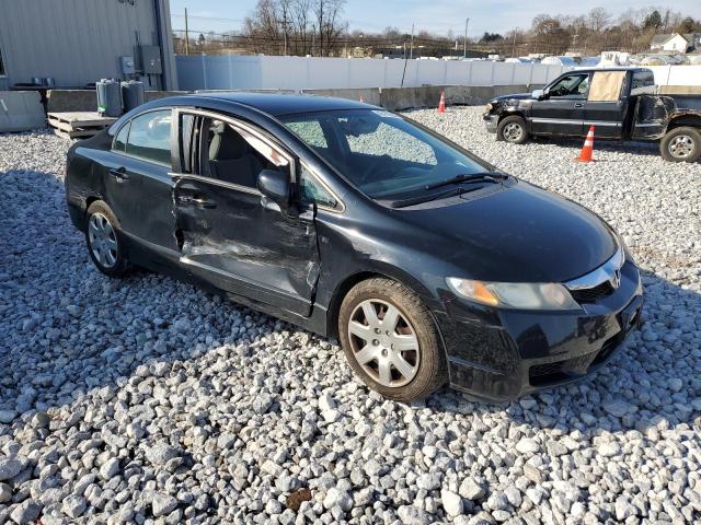 19XFA16589E034899 - 2009 HONDA CIVIC LX BLACK photo 4