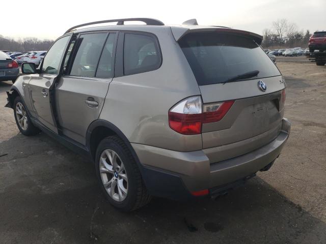 WBXPC93409WJ30298 - 2009 BMW X3 XDRIVE30I GOLD photo 2