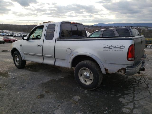 1FTRX18L2YKA95006 - 2000 FORD F150 SILVER photo 2