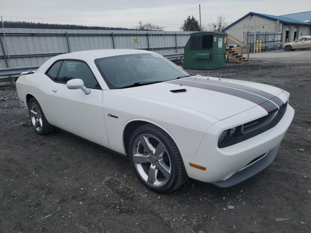 2B3CJ4DG8BH586181 - 2011 DODGE CHALLENGER WHITE photo 4