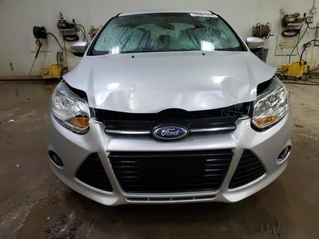 1FADP3F20DL372178 - 2013 FORD FOCUS SE SILVER photo 5