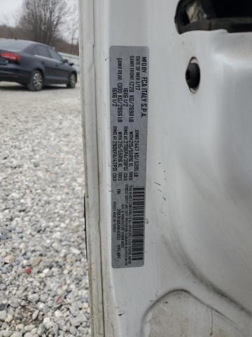 ZFBERFAB5H6F45933 - 2017 RAM PROMASTER WHITE photo 13