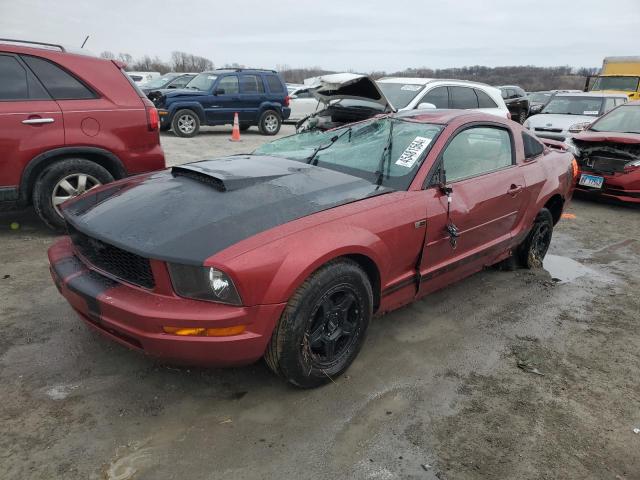 1ZVFT80N965212917 - 2006 FORD MUSTANG MAROON photo 1