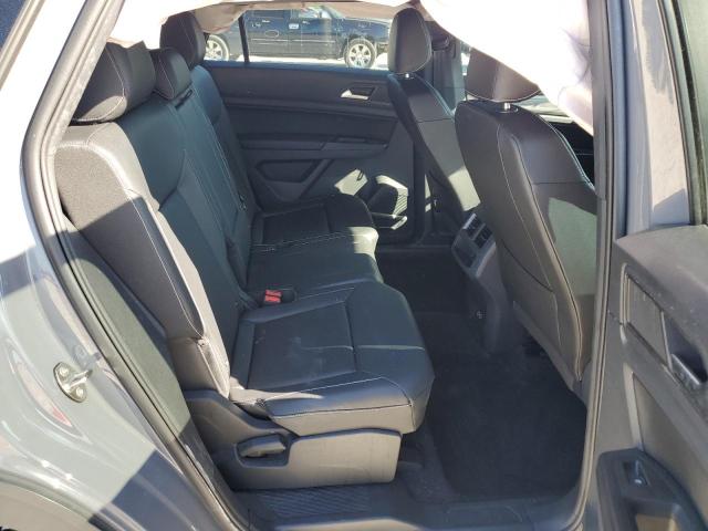 1V2YE2CA8LC216913 - 2020 VOLKSWAGEN ATLAS CROS SE Серый фото 11