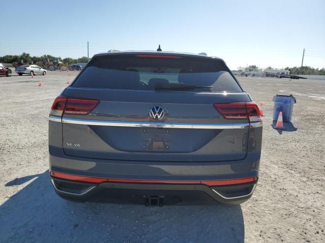 1V2YE2CA8LC216913 - 2020 VOLKSWAGEN ATLAS CROS SE Серый фото 6