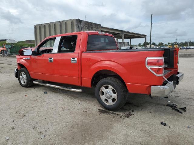 1FTFW1CF1BFB71564 - 2011 FORD F150 SUPERCREW RED photo 2