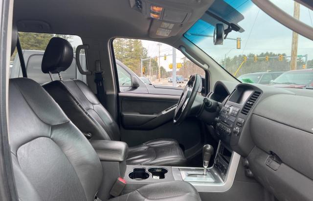 5N1AR1NB4BC632197 - 2011 NISSAN PATHFINDER S 黑色 照片 5