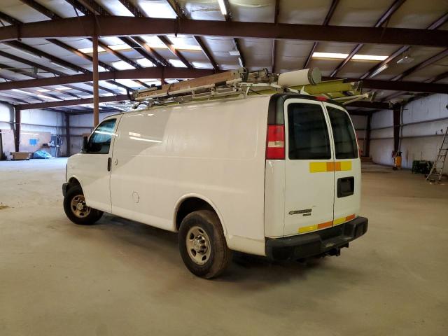 1GCWGFCA4D1904057 - 2013 CHEVROLET EXPRESS G2 WHITE photo 2