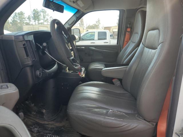 1GCWGFCA4D1904057 - 2013 CHEVROLET EXPRESS G2 WHITE photo 7