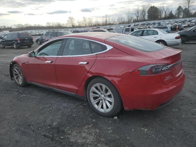 5YJSA1E17GF170638 - 2016 TESLA MODEL S RED photo 2