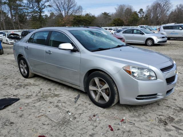 1G1ZC5E07CF287464 - 2012 CHEVROLET MALIBU 1LT Silber Foto 4