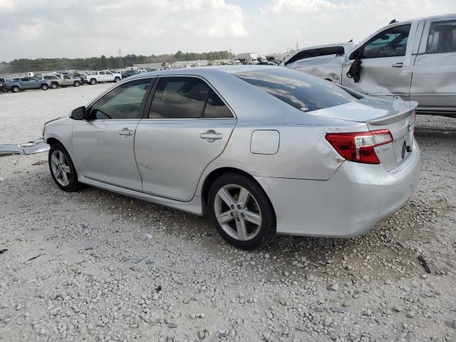 4T1BF1FK0DU699565 - 2013 TOYOTA CAMRY L SILVER photo 2