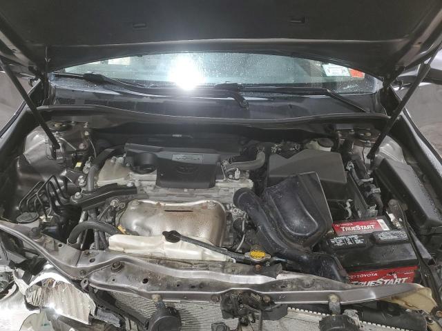 4T4BF1FK9FR513563 - 2015 TOYOTA CAMRY LE GRAY photo 11