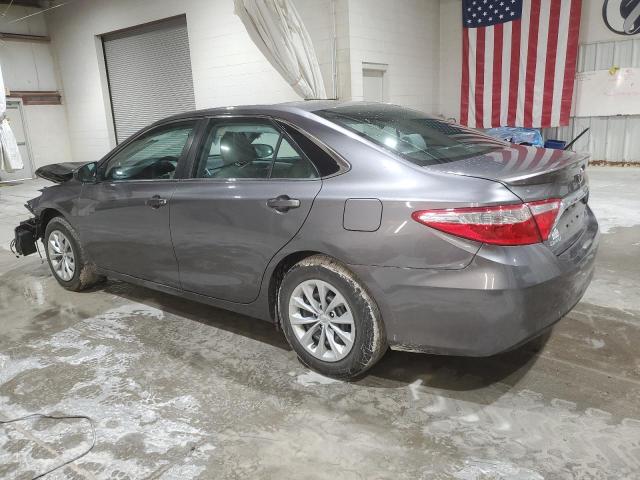 4T4BF1FK9FR513563 - 2015 TOYOTA CAMRY LE GRAY photo 2