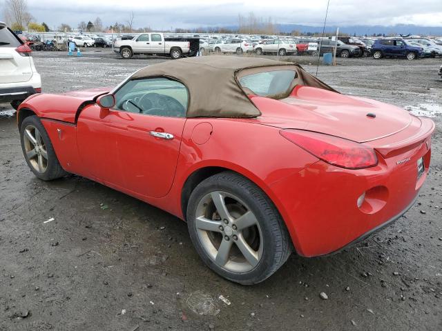 1G2MB35B97Y127806 - 2007 PONTIAC SOLSTICE RED photo 2