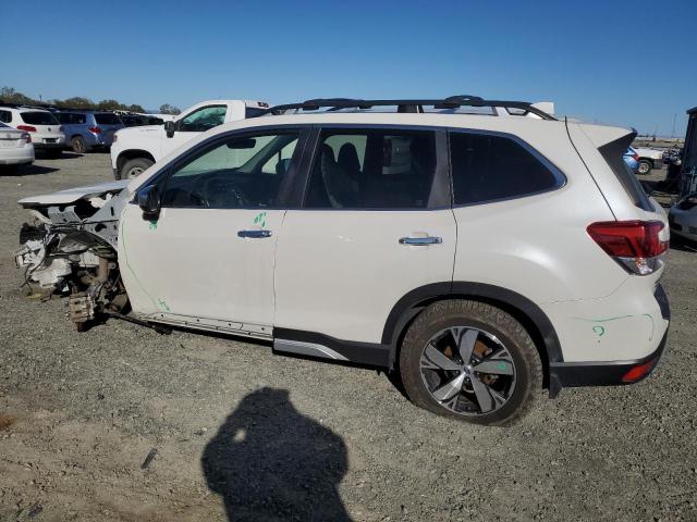 JF2SKAWCXKH560723 - 2019 SUBARU FORESTER TOURING WHITE photo 2