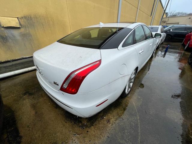 SAJWJ1CD7D8V49599 - 2013 JAGUAR XJ WHITE photo 4