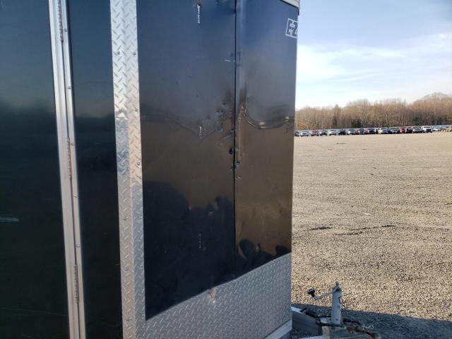 5WFBE1019JW086800 - 2018 UTILITY UTILITY BLACK photo 10