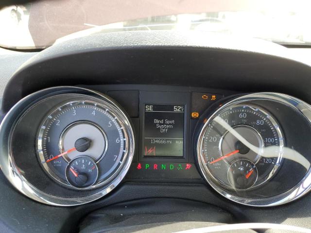 2A4RR8DG9BR703974 - 2011 CHRYSLER TOWN & COU TOURING L RED photo 9