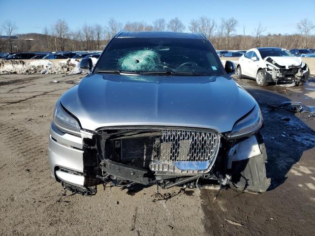 5LM5J7XC2RGL06738 - 2024 LINCOLN AVIATOR RESERVE Argent photo 5