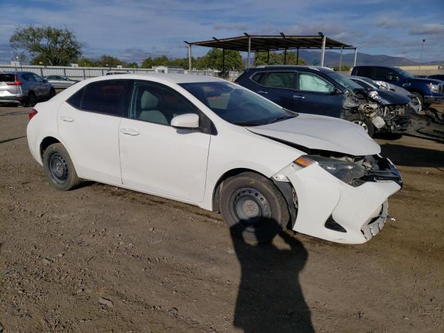 5YFBURHE6JP745960 - 2018 TOYOTA COROLLA L WHITE photo 4