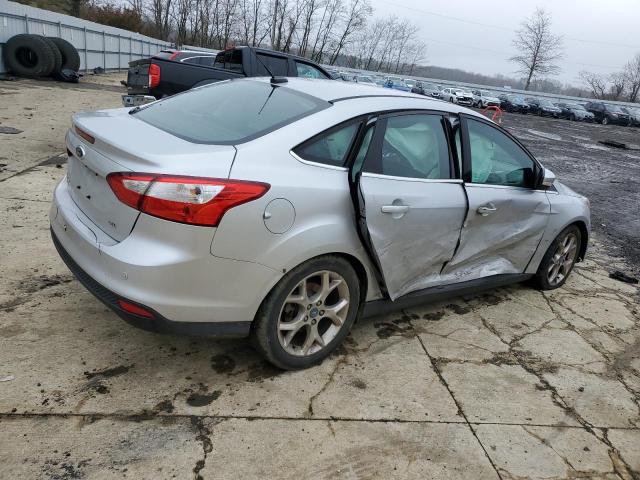 1FAHP3H29CL125254 - 2012 FORD FOCUS SEL SILVER photo 3