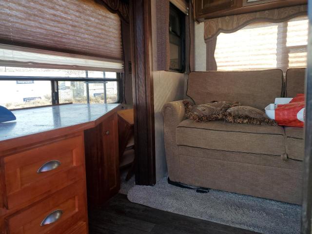 4YDF28025E2504511 - 2014 KEYSTONE TRAILER TWO TONE photo 5