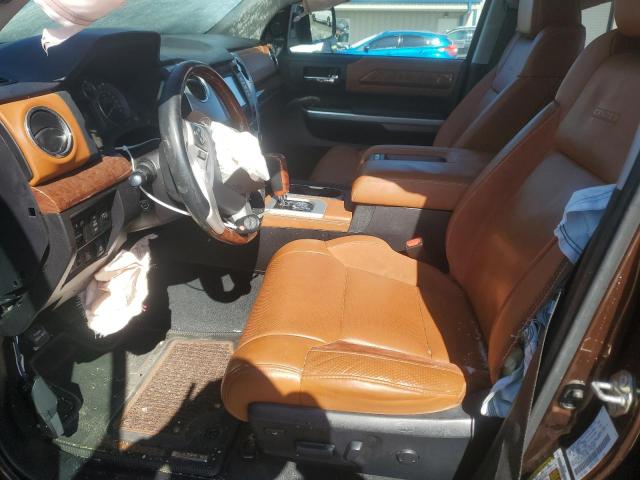 5TFAW5F16EX411904 - 2014 TOYOTA TUNDRA CREWMAX PLATINUM ORANGE photo 7