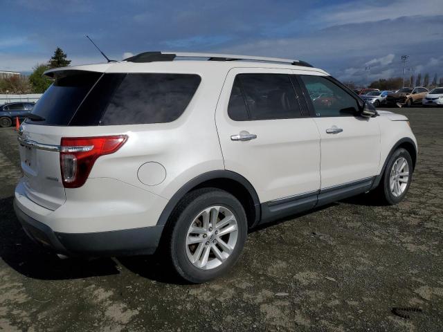 1FMHK7D97CGA84470 - 2012 FORD EXPLORER XLT WHITE photo 3