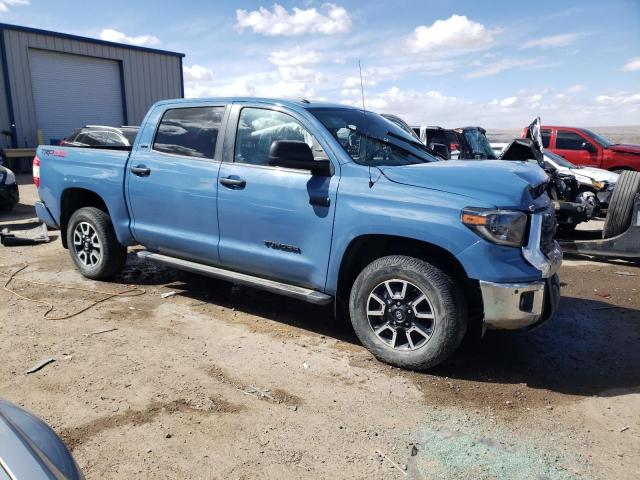 5TFDY5F10KX848557 - 2019 TOYOTA TUNDRA CREWMAX SR5 BLUE photo 4