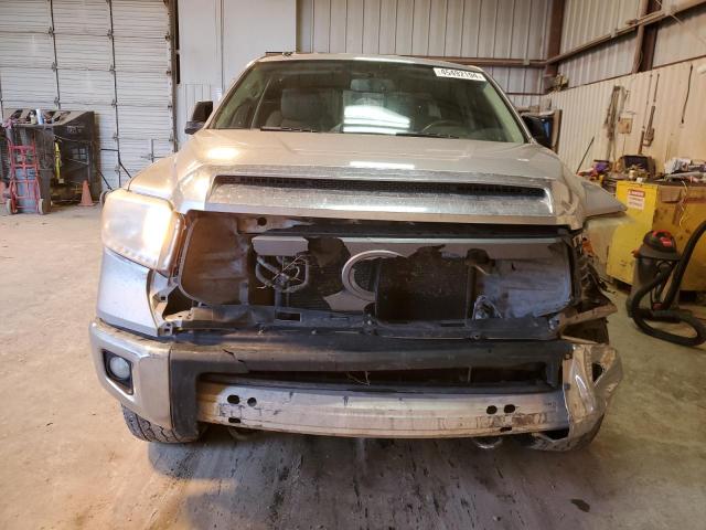 5TFUW5F12FX468891 - 2015 TOYOTA TUNDRA DOUBLE CAB SR/SR5 SILVER photo 5