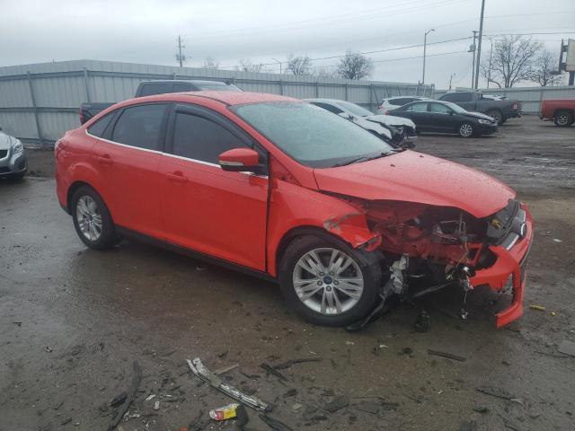 1FAHP3H2XCL405894 - 2012 FORD FOCUS SEL RED photo 4