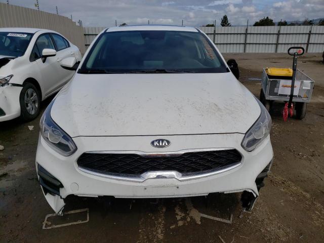 3KPF34AD1KE017488 - 2019 KIA FORTE GT LINE WHITE photo 5