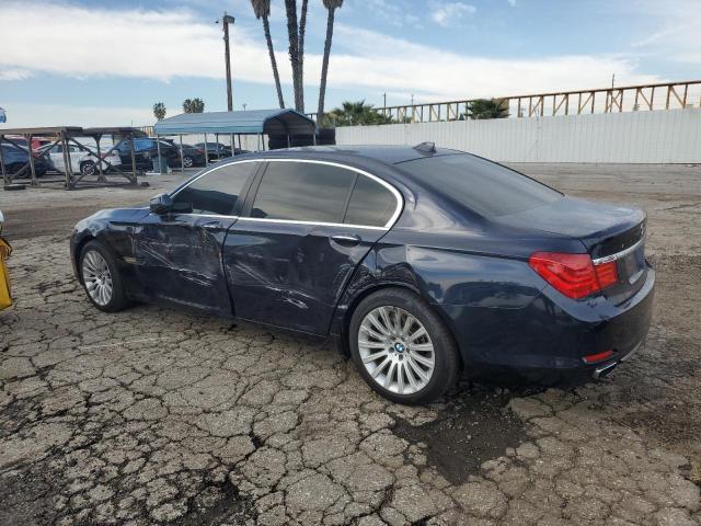 WBAKC8C5XCC436635 - 2012 BMW 750 LXI BLUE photo 2