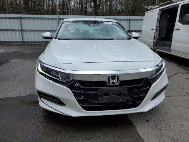 1HGCV1F12KA117565 - 2019 HONDA ACCORD LX WHITE photo 5