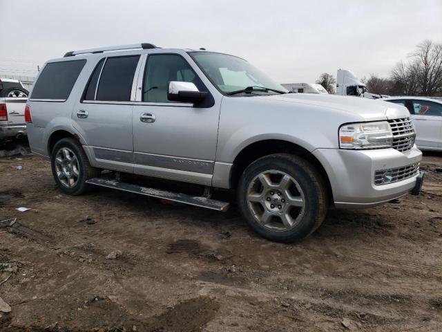 5LMJJ2J52AEJ05787 - 2010 LINCOLN NAVIGATOR SILVER photo 4