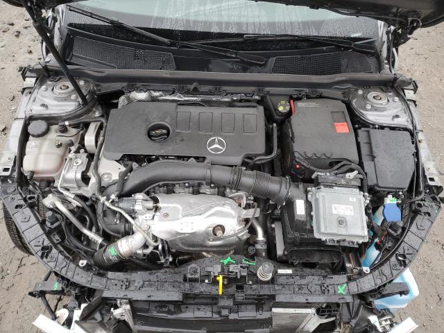 W1K3G4FB1MJ304100 - 2021 MERCEDES-BENZ A 220 4MATIC GRAY photo 11