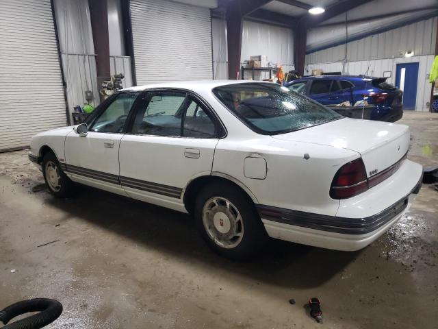 1G3HN52K1SH333716 - 1995 OLDSMOBILE 88 ROYALE WHITE photo 2