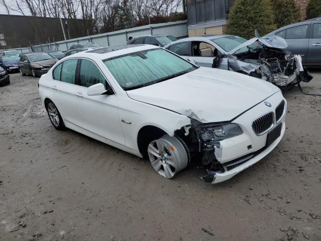 WBAXH5C56DDW12839 - 2013 BMW 528 XI WHITE photo 4