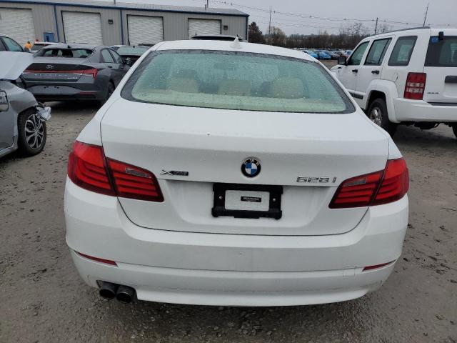 WBAXH5C56DDW12839 - 2013 BMW 528 XI WHITE photo 6