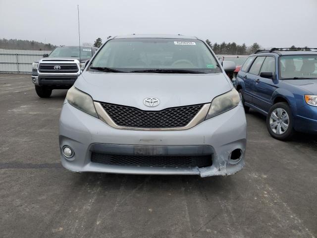 5TDXK3DC7BS040204 - 2011 TOYOTA SIENNA SPORT SILVER photo 5