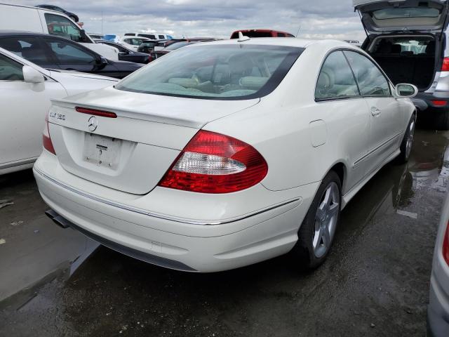 WDBTJ56H69F267754 - 2009 MERCEDES-BENZ CLK 350 WHITE photo 3