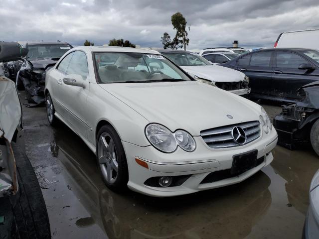 WDBTJ56H69F267754 - 2009 MERCEDES-BENZ CLK 350 WHITE photo 4