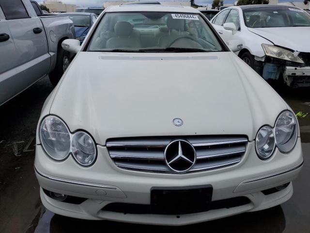 WDBTJ56H69F267754 - 2009 MERCEDES-BENZ CLK 350 WHITE photo 5