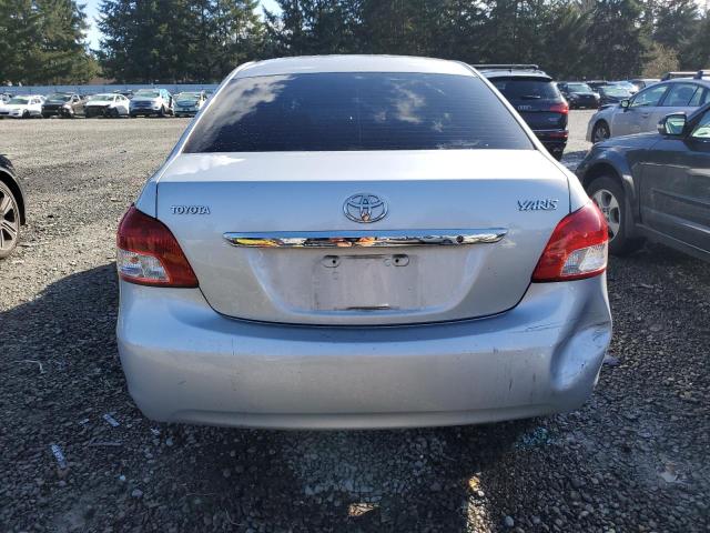 JTDBT923971154948 - 2007 TOYOTA YARIS SILVER photo 6